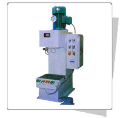 單柱液壓機要達到怎樣設計要求 單柱液壓機要達到怎樣設計要求